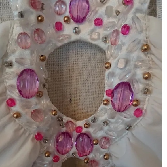 Junior's White Beaded Rampage Halter Top Size Medium - Picture 2 of 2